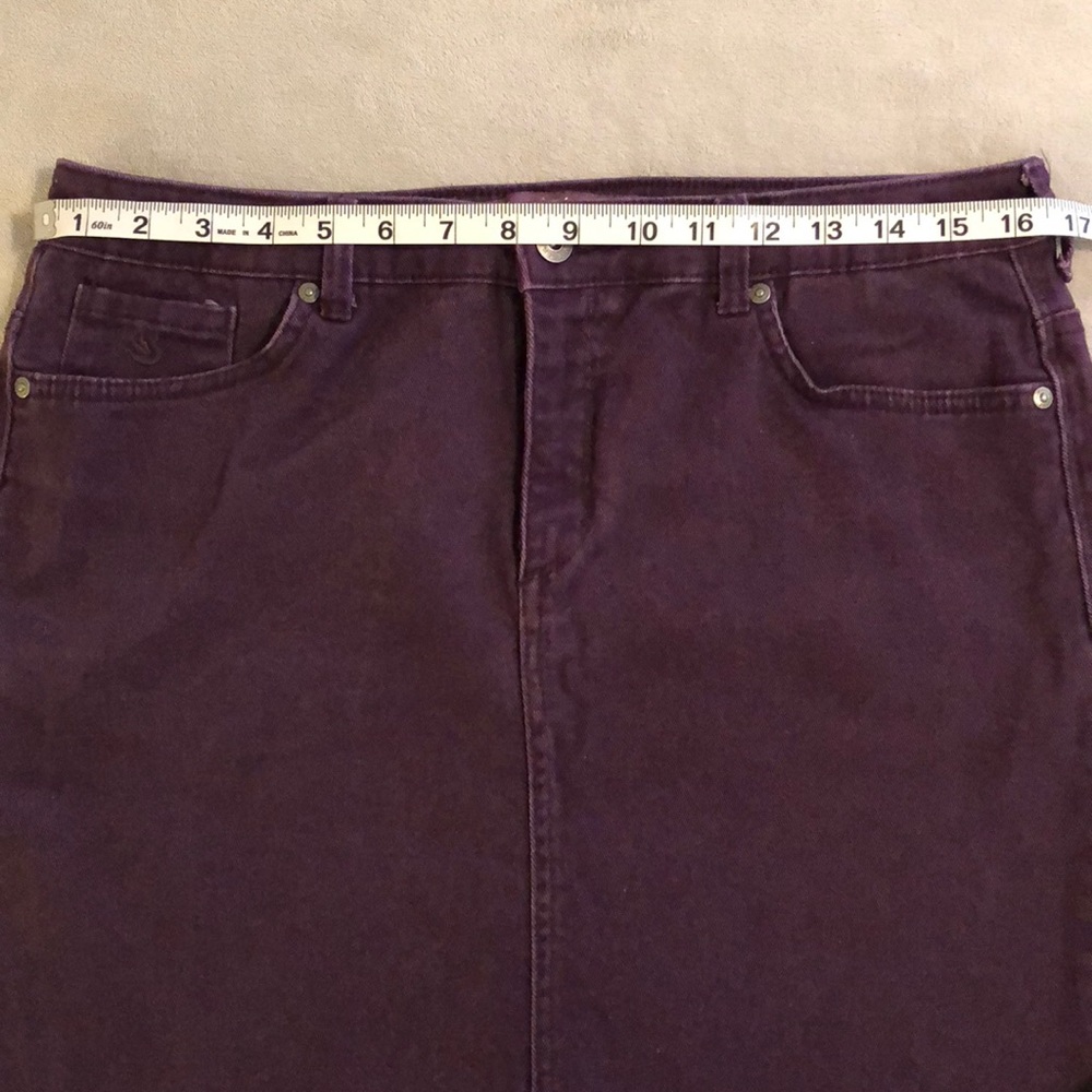 Purple denim skirt - Picture 2 of 6
